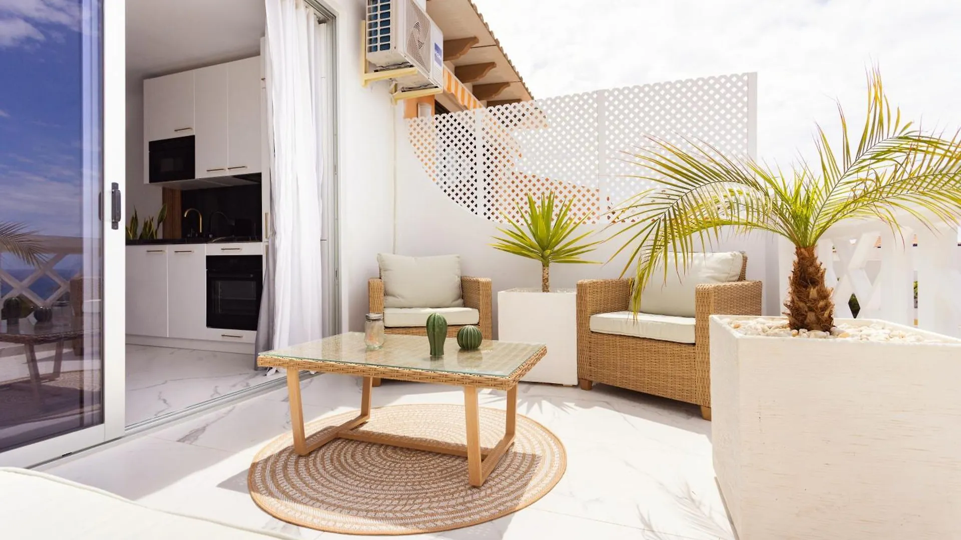 Sunset Ocean View Apartment Costa Adeje 0*, Адехе
